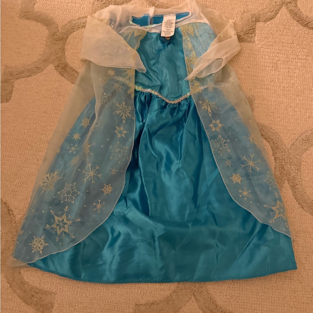 Beautiful Frozen Princess Costume size 4